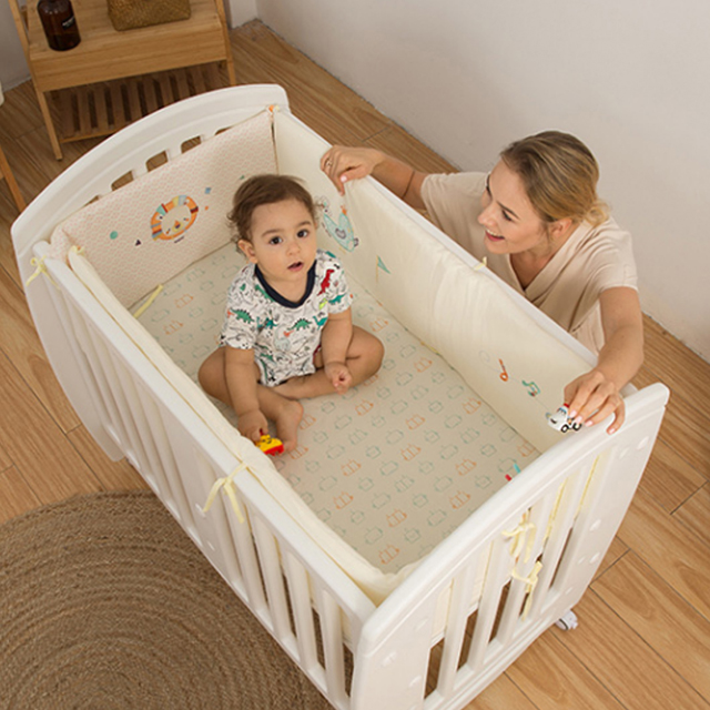 Cuddle bug crib outlet review