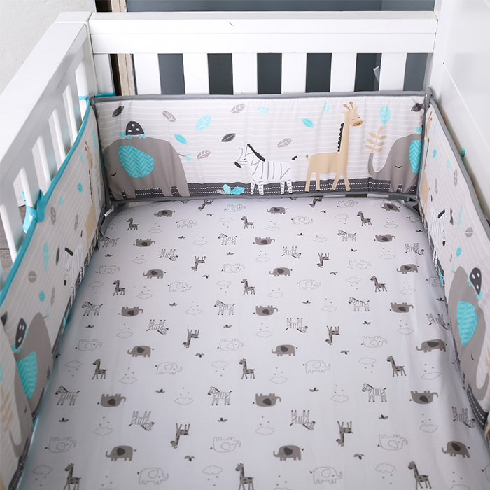 Portable crib hot sale bedding set